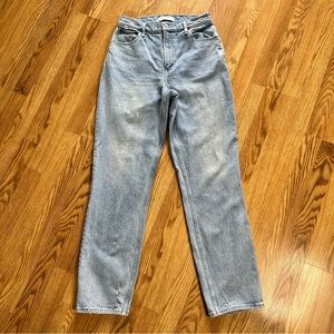 Abercrombie and Fitch Curve Love The 90s Straight Ultra High Rise Jeans 29/8L